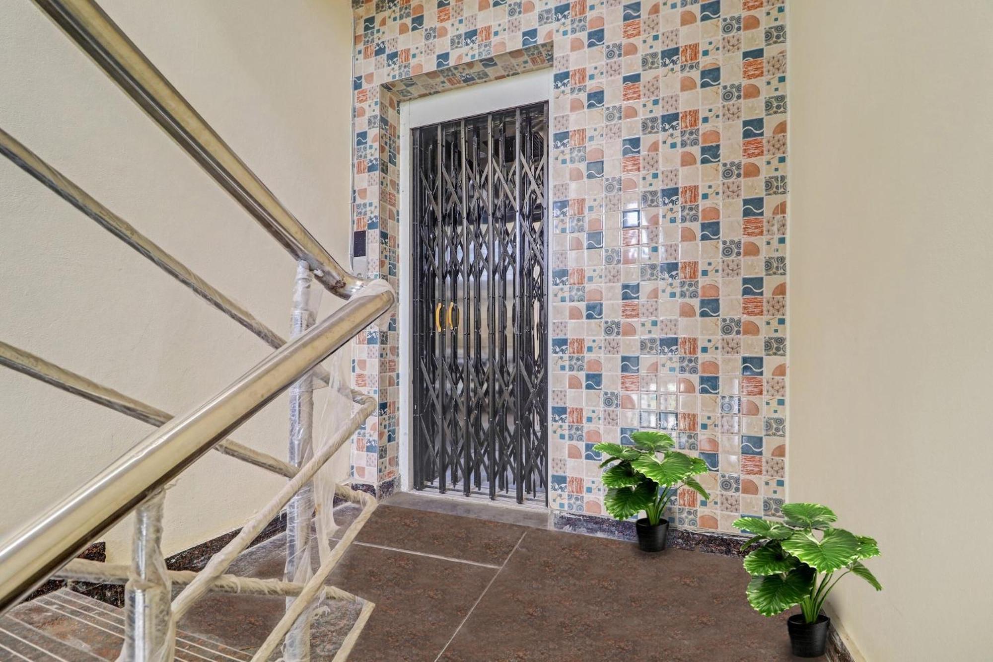 Super Collection O Elite Stay Near Habsiguda Metro Station Hyderabad Ngoại thất bức ảnh